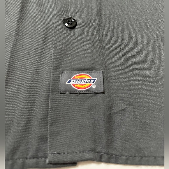 Dickies S/S Button-Down Collared Work Shirt, Gray with Fireball Red Dragon - XL - Picture 8 of 16